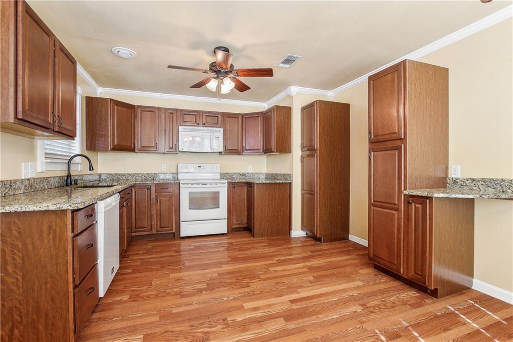 2900 OAK Drive
