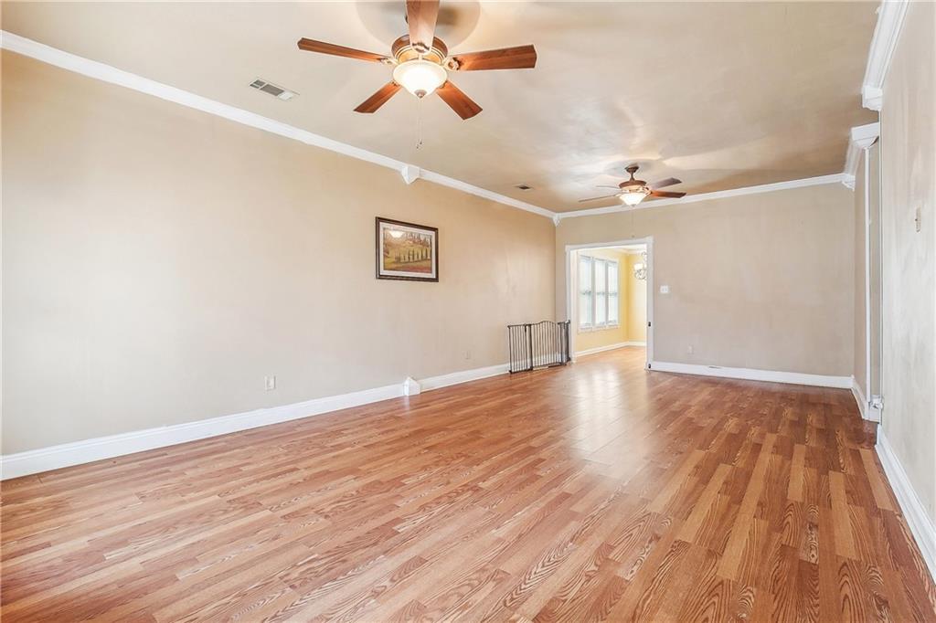 2900 OAK Drive