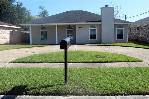 241 RIVERVIEW Drive St Rose LA 70087