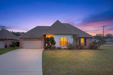 Photo of 100 APRIL Court, Covington, LA 70433 (MLS # 2546545)