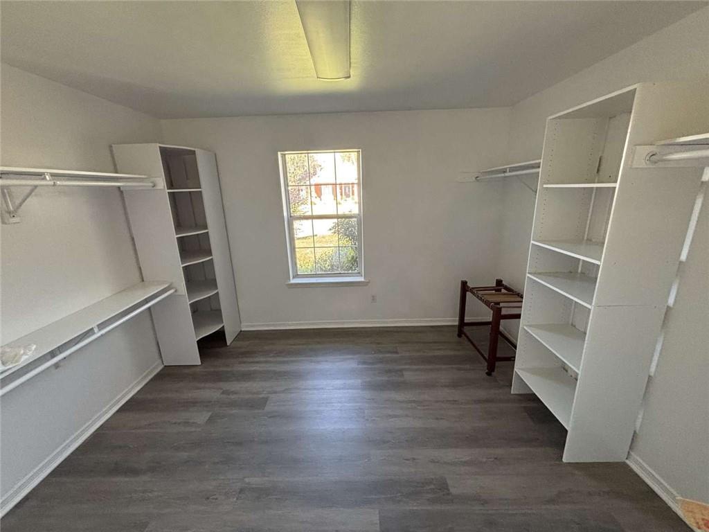 629 WILLOWDALE Boulevard