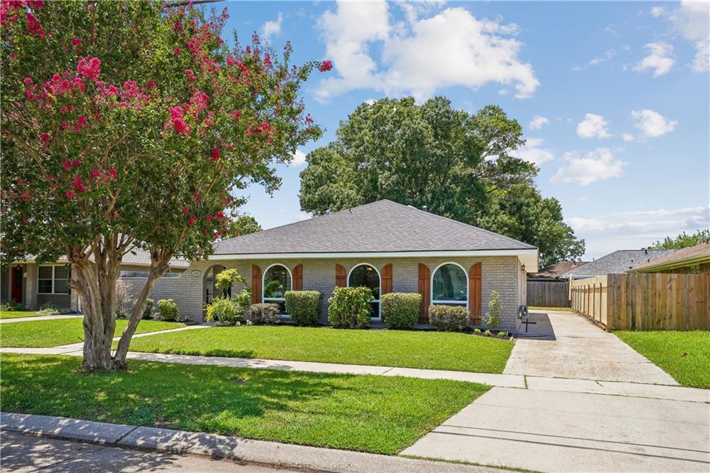 1408 HOUMA Boulevard