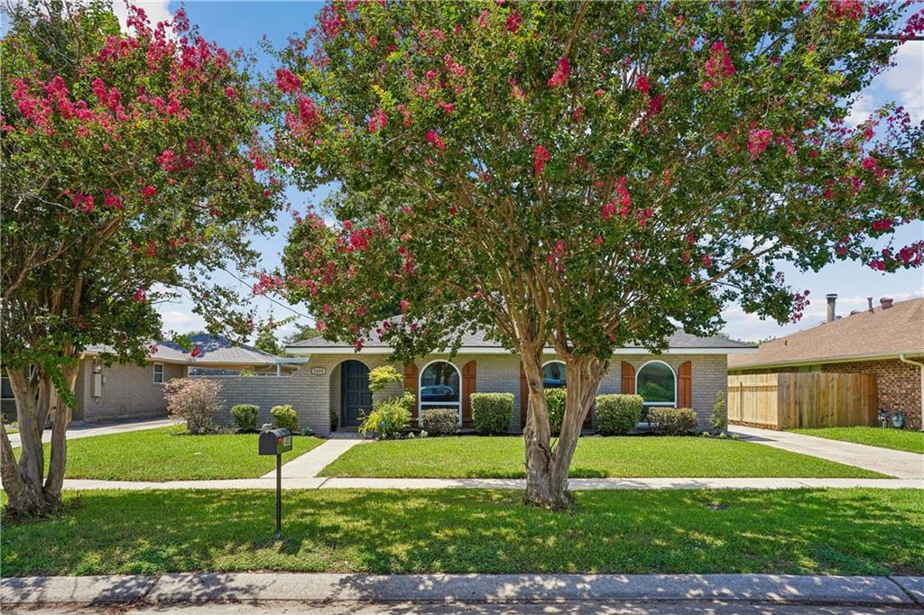 1408 HOUMA Boulevard
