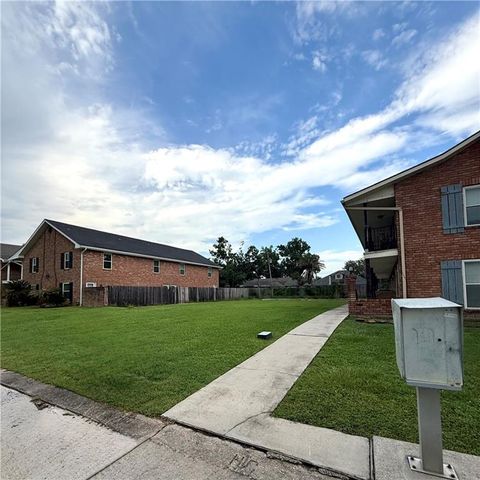 49 BRANDON HALL Drive Destrehan LA 70047