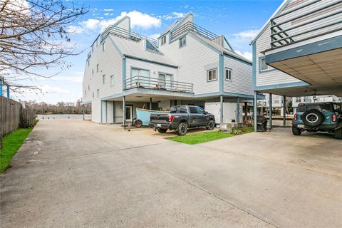 141 E HIGHWAY 22 Highway A-3 Madisonville LA 70447