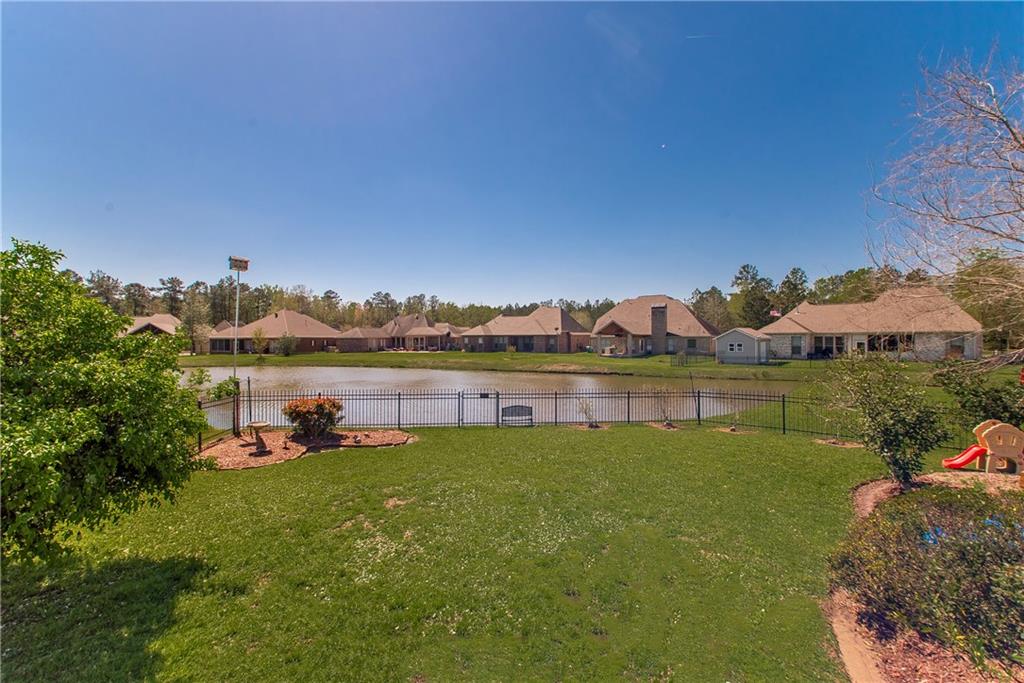 451 LAKE ORLEANS Boulevard