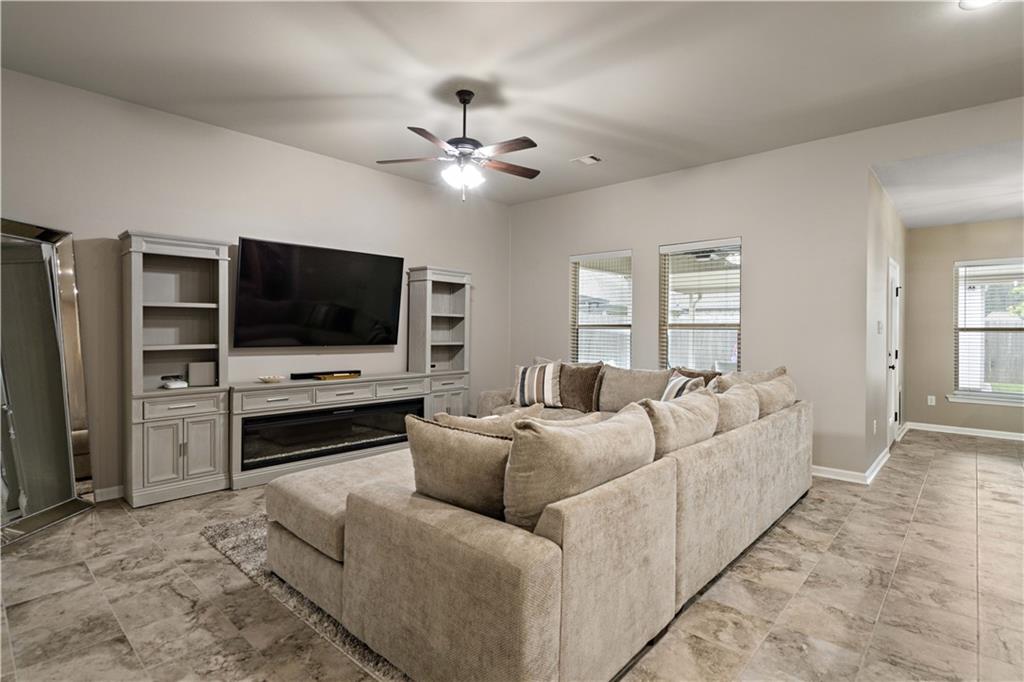 12581 PARMA Circle