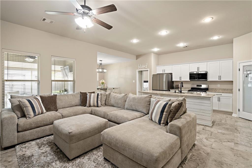 12581 PARMA Circle