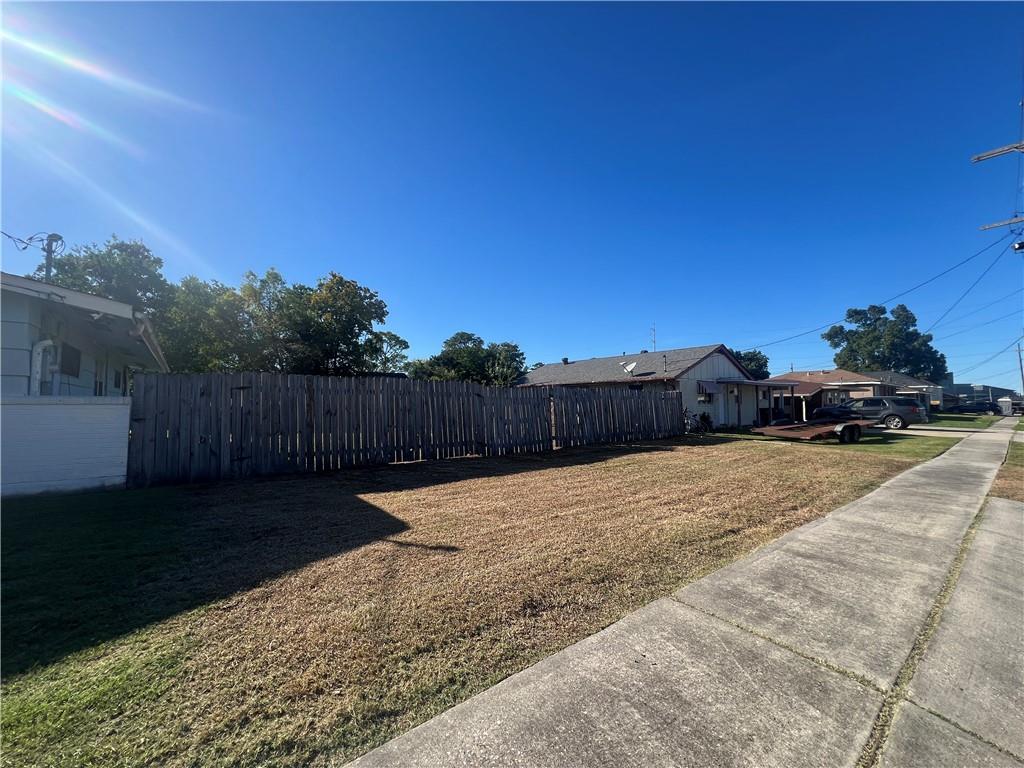 4922 SANDALWOOD Street