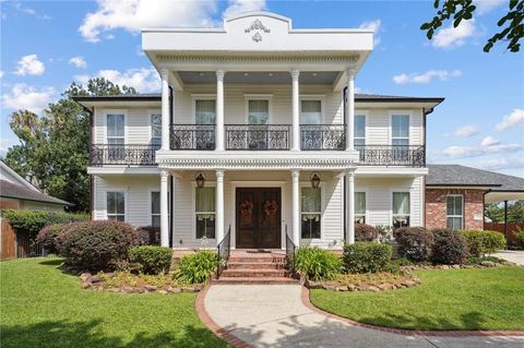 712 STEWART Avenue River Ridge LA 70123