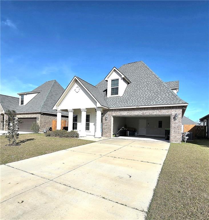 633 HIGH RIDGE LOOP Drive