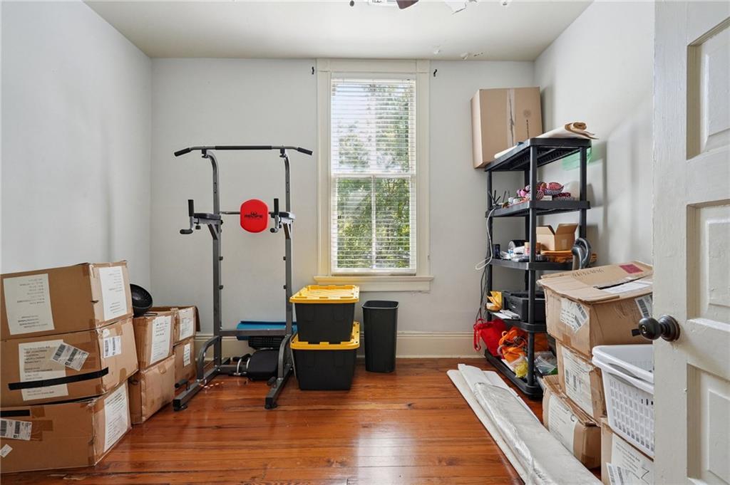 New Orleans, Louisiana 70119, United States, 10 Bedrooms Bedrooms, ,4 BathroomsBathrooms,Residential,Active,234667