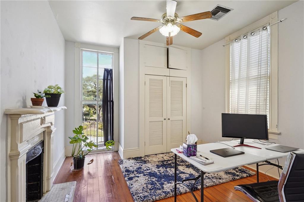 New Orleans, Louisiana 70119, United States, 10 Bedrooms Bedrooms, ,4 BathroomsBathrooms,Residential,Active,234667