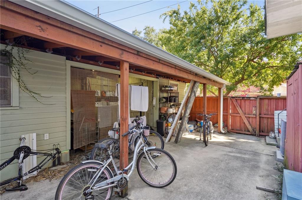 New Orleans, Louisiana 70119, United States, 10 Bedrooms Bedrooms, ,4 BathroomsBathrooms,Residential,Active,234667