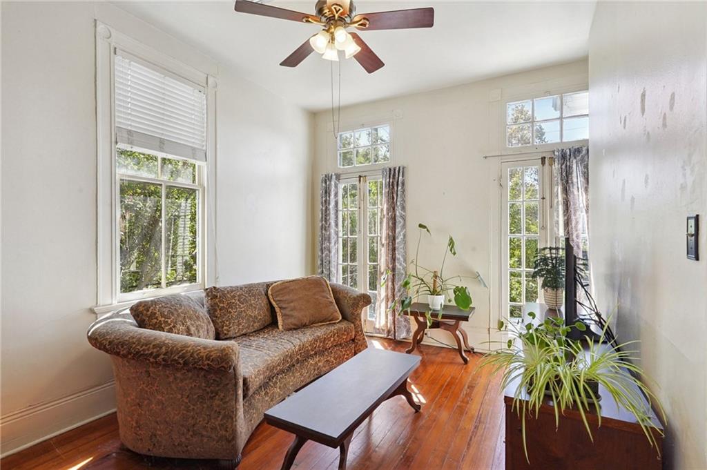 New Orleans, Louisiana 70119, United States, 10 Bedrooms Bedrooms, ,4 BathroomsBathrooms,Residential,Active,234667