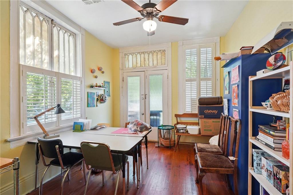 New Orleans, Louisiana 70119, United States, 10 Bedrooms Bedrooms, ,4 BathroomsBathrooms,Residential,Active,234667