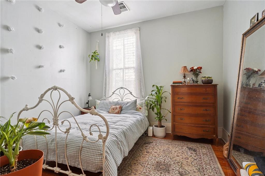 New Orleans, Louisiana 70119, United States, 10 Bedrooms Bedrooms, ,4 BathroomsBathrooms,Residential,Active,234667