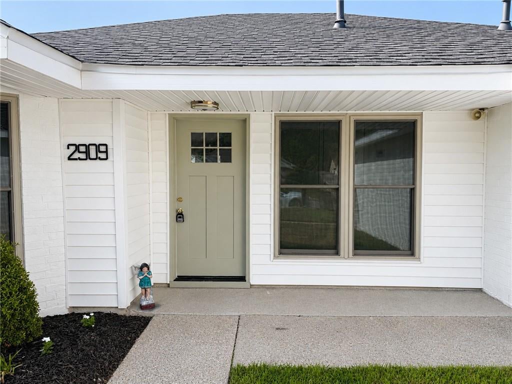 2909 LAURIE Lane