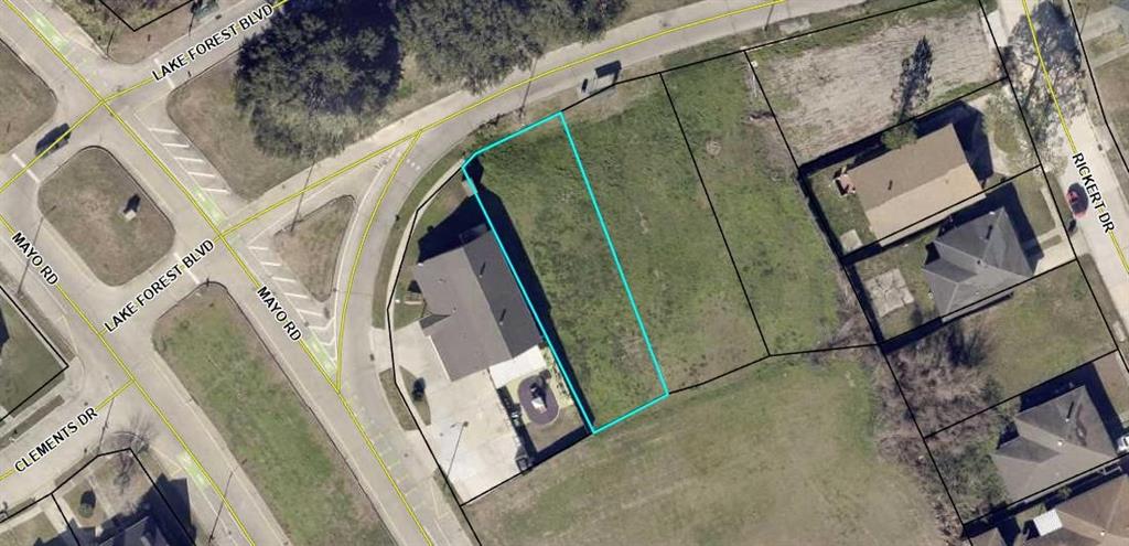 40731,40732,40733 LAKE FOREST Boulevard