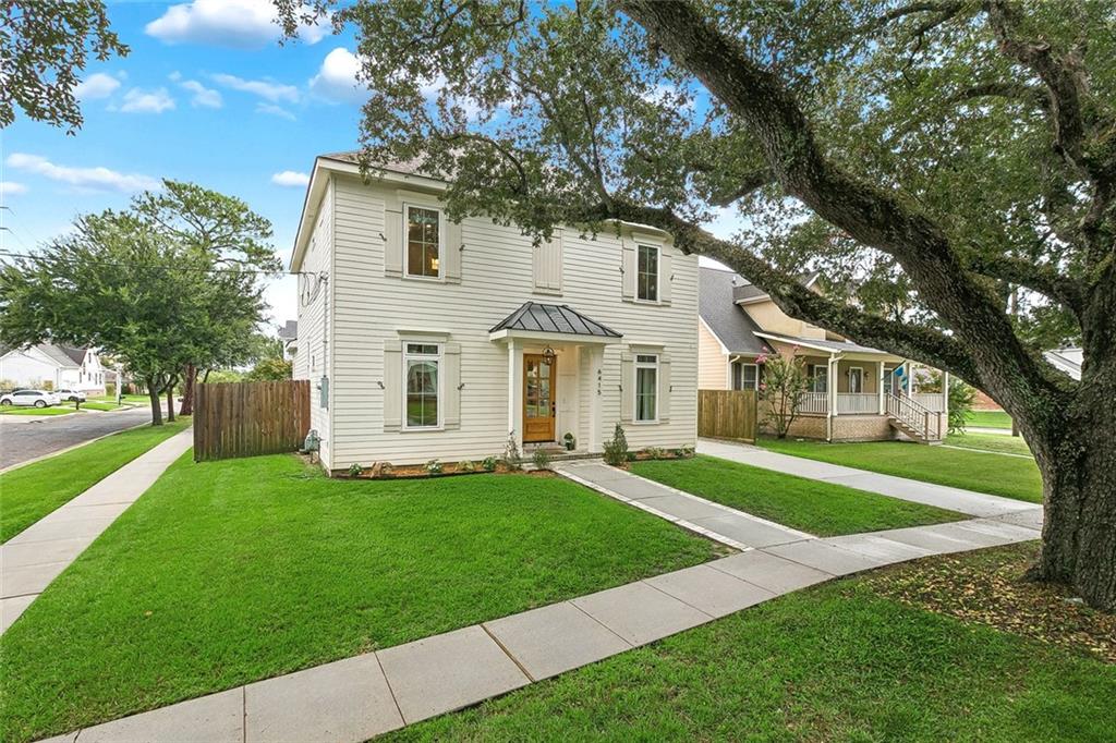 6415 BELLAIRE Drive