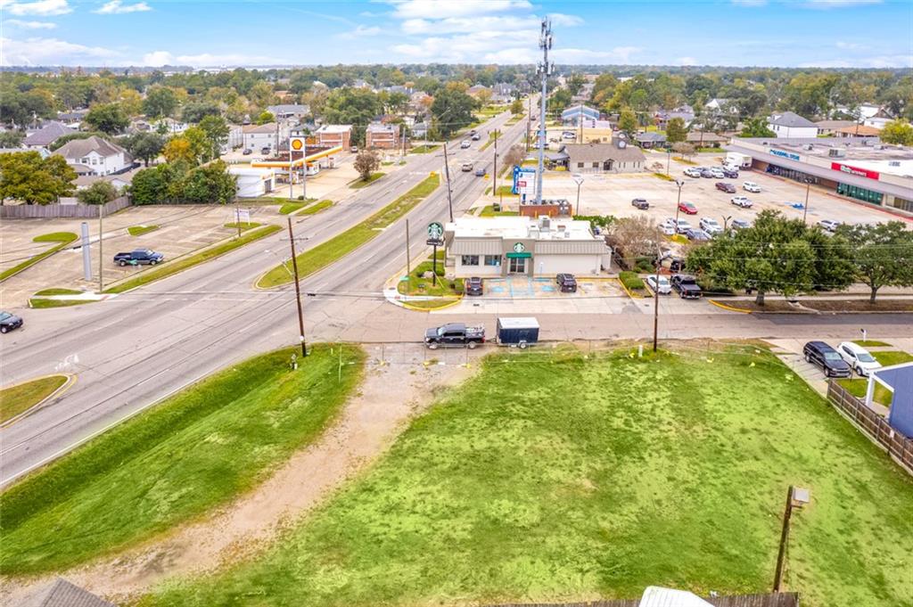 9225 JEFFERSON Highway