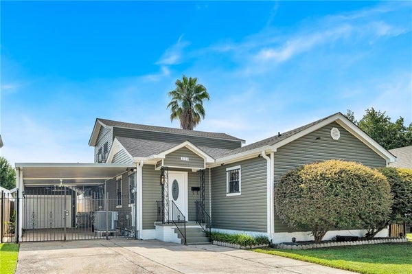 3130 CASTINE ST, NEW ORLEANS, LA 70119 - Image 072fa147ec8a4696b287eee327d91da6/4121003813