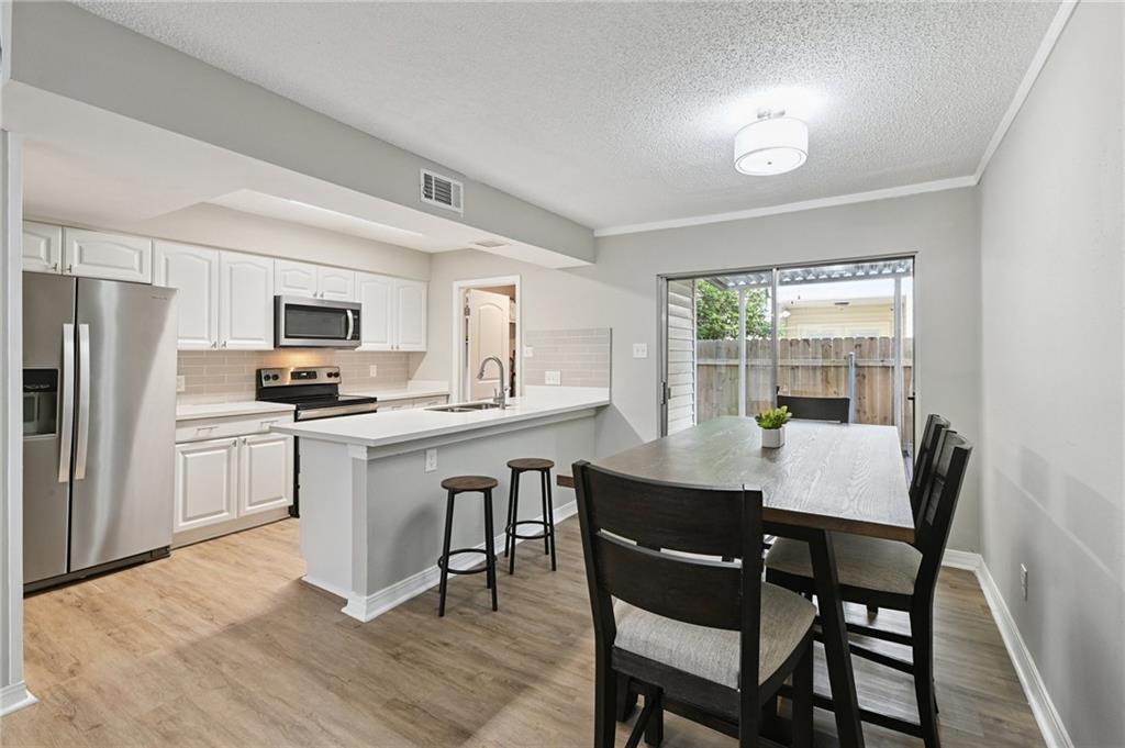 1012 ST JULIEN Drive B4