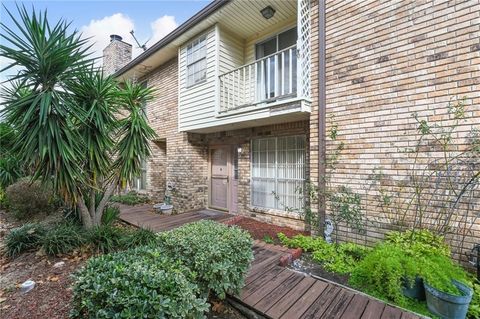 1012 ST JULIEN Drive B4 Kenner LA 70065