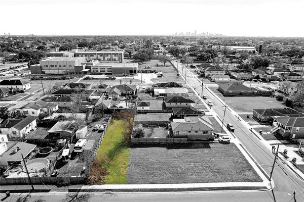 2318 VIENNA ST, NEW ORLEANS, LA 70122 - Image 07c4e7e84b981c80f67b0d85f6e89cc4/210029518
