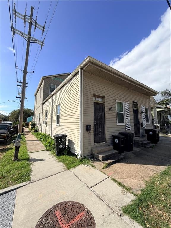 700 MILAN Street