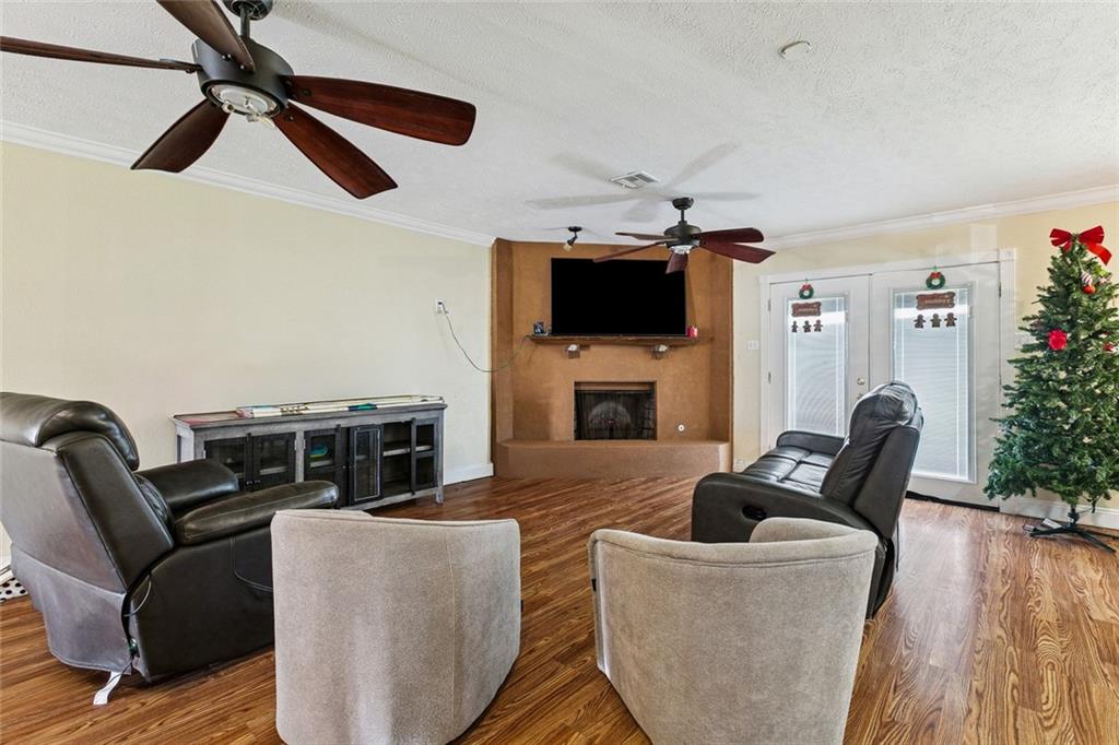 2325 RIVER QUEEN Drive