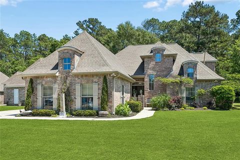 Photo of 449 SWIFT FOX RUN, Madisonville, LA 70447 (MLS # 2554435)