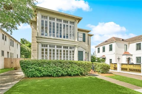 5524 S GALVEZ Street New Orleans LA 70125