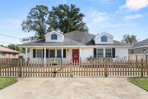 307 SHREWSBURY Road Jefferson LA 70121