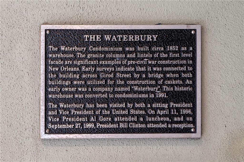 225 GIROD Street 202