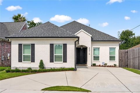 Photo of 4516 ST MARY Street, Metairie, LA 70006 (MLS # 2537994)