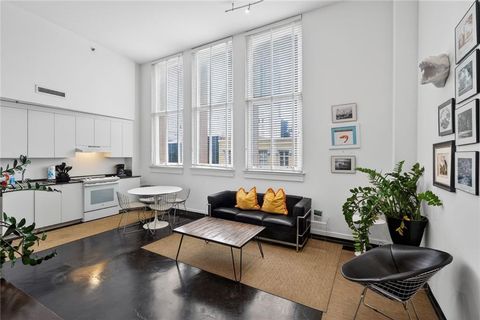 334 CARONDELET Street 410 New Orleans LA 70130