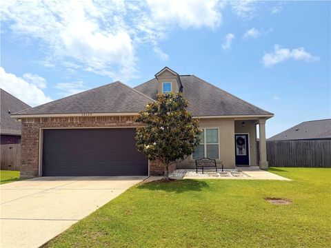 Photo of 69088 TAVERNY Court, Madisonville, LA 70447 (MLS # 2559416)