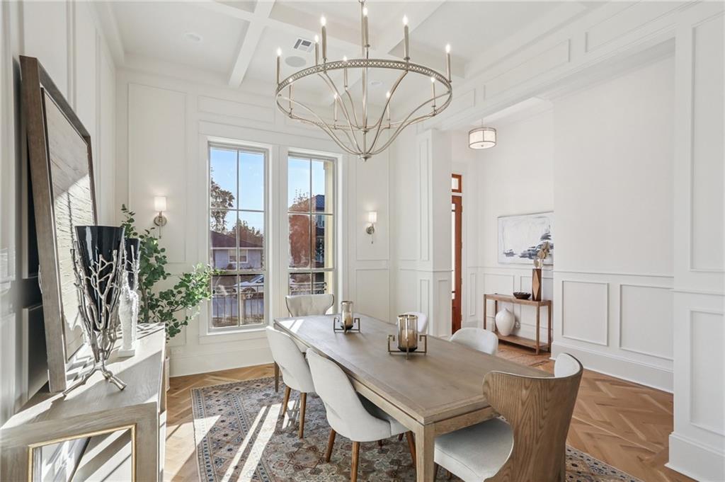 6924 GENERAL HAIG Street