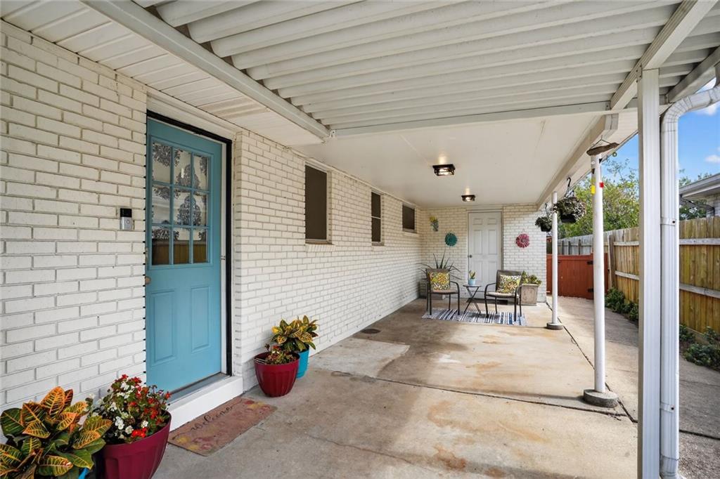 1035 W WILLIAM DAVID Parkway