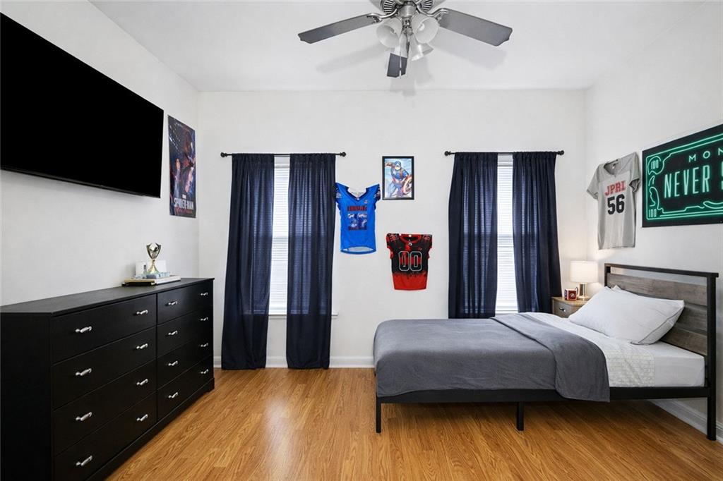 1209 TALLOW TREE Lane