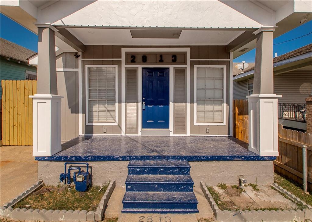 2813 N ROCHEBLAVE Street