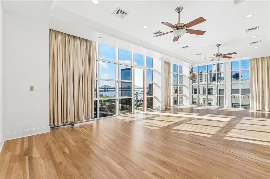 620 DECATUR Street F