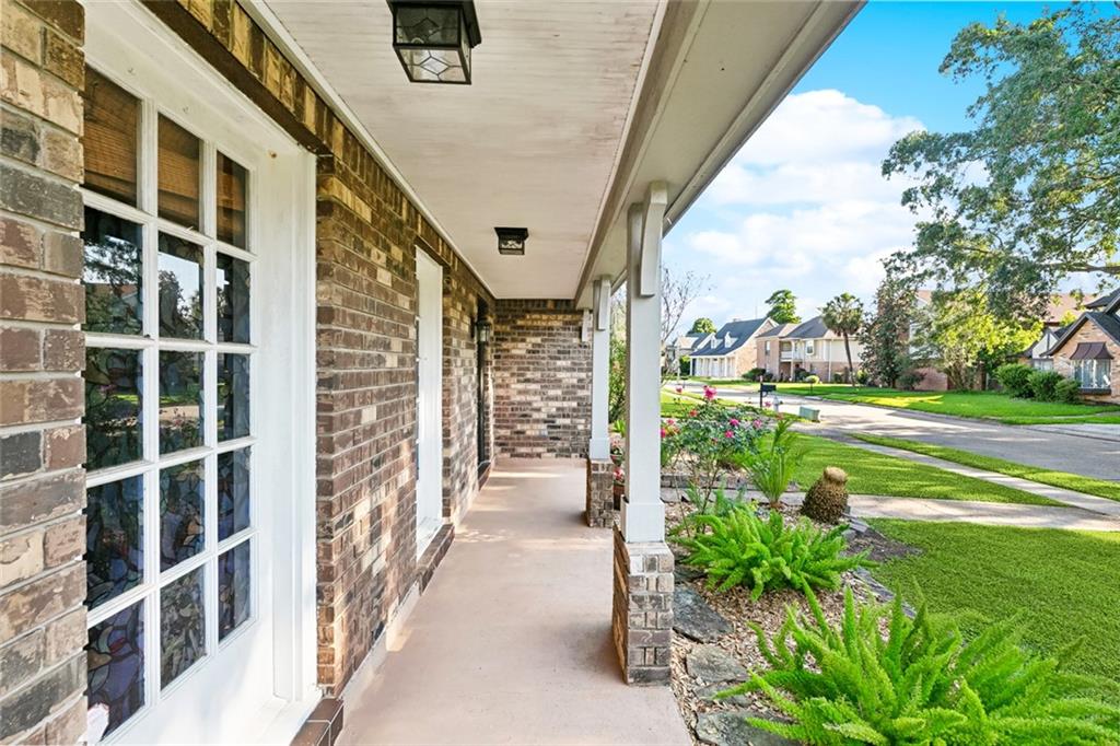 47 YELLOWSTONE Drive