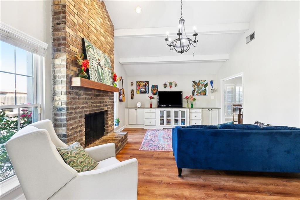 47 YELLOWSTONE Drive