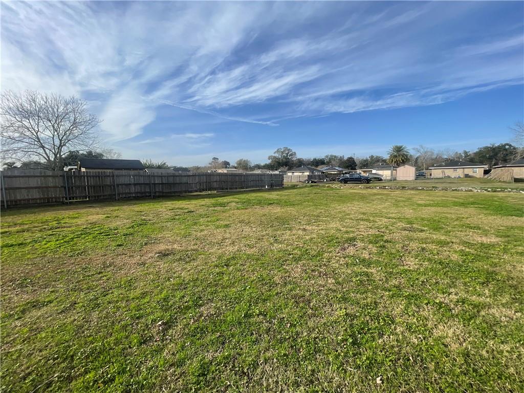 2912 RIVERBEND Drive