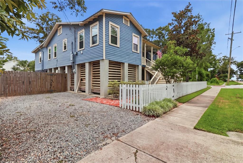 201 LAFITTE Street