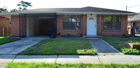 Photo of 3906 PARIS Avenue, New Orleans, LA 70122 (MLS # 2545403)