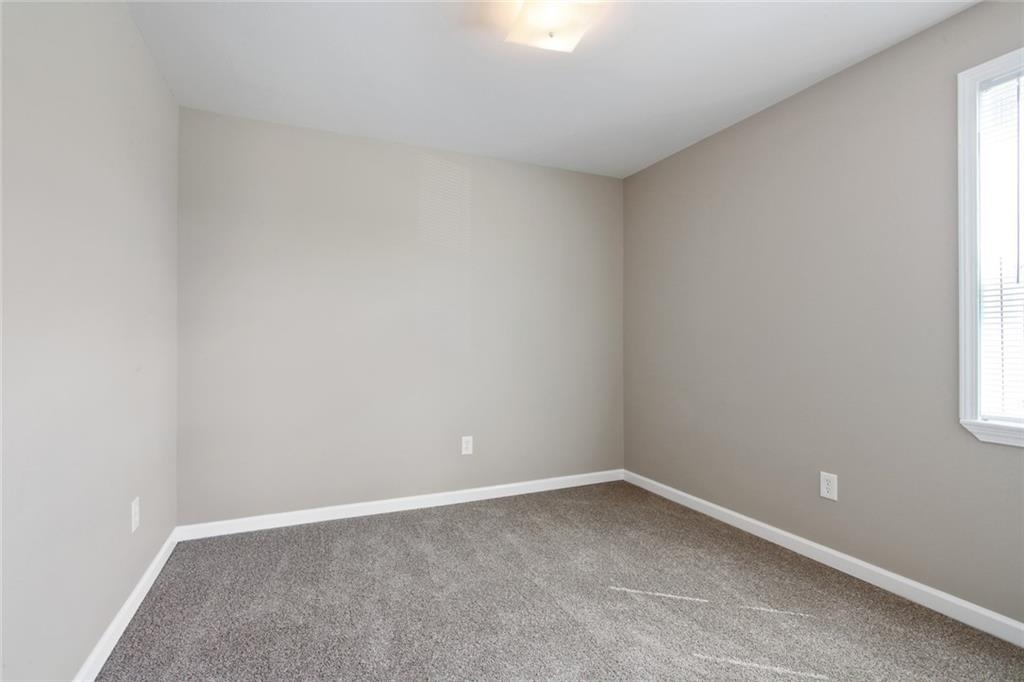 827 MILLING Avenue 64