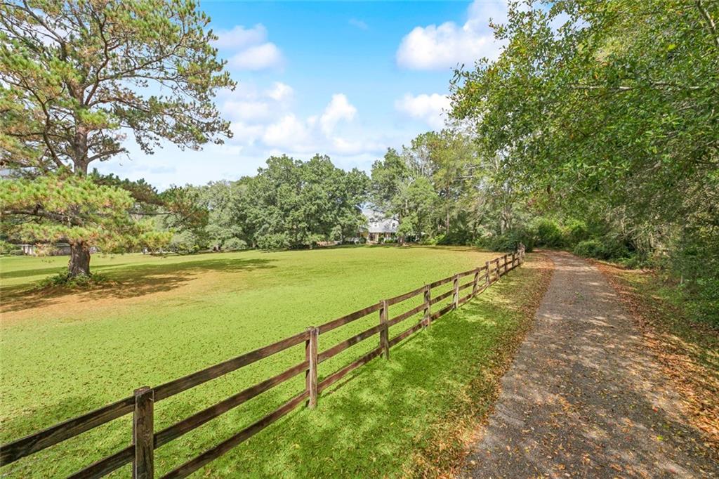 21413 SPRING CLOVER Lane